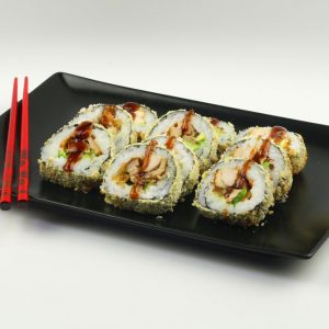 411. FUTOMAKI TEMPURIZADO DE POLLO